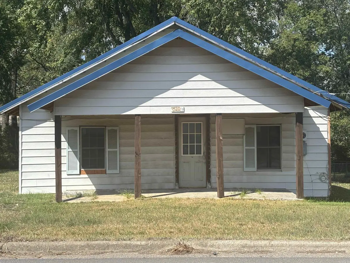 510 Dallas Avenue, Mena, AR 71953 - #1