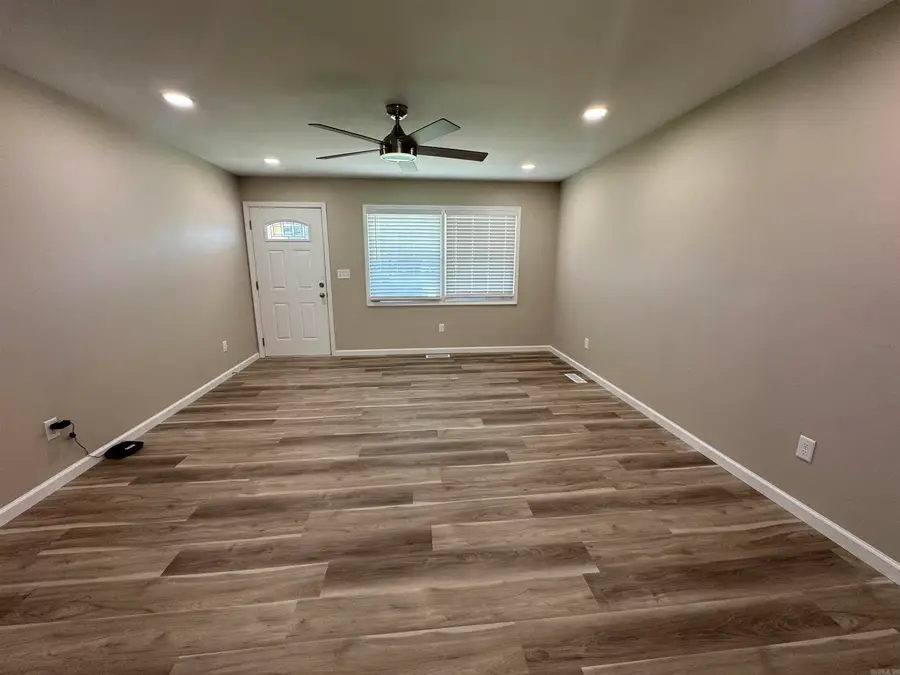 13 Sundale Circle, Paragould, AR 72450 - #3