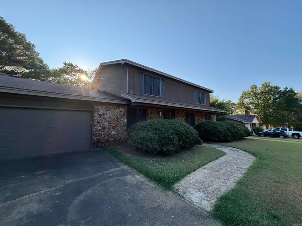2320 Indian Trails Street, Jonesboro, AR 72401