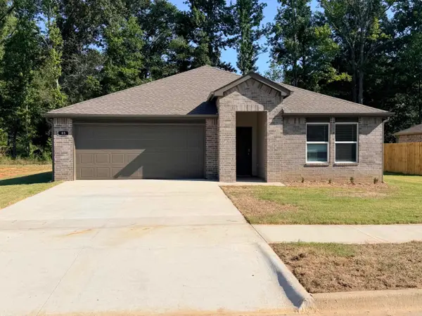 83 Wolfsbridge Loop, Cabot, AR 72023