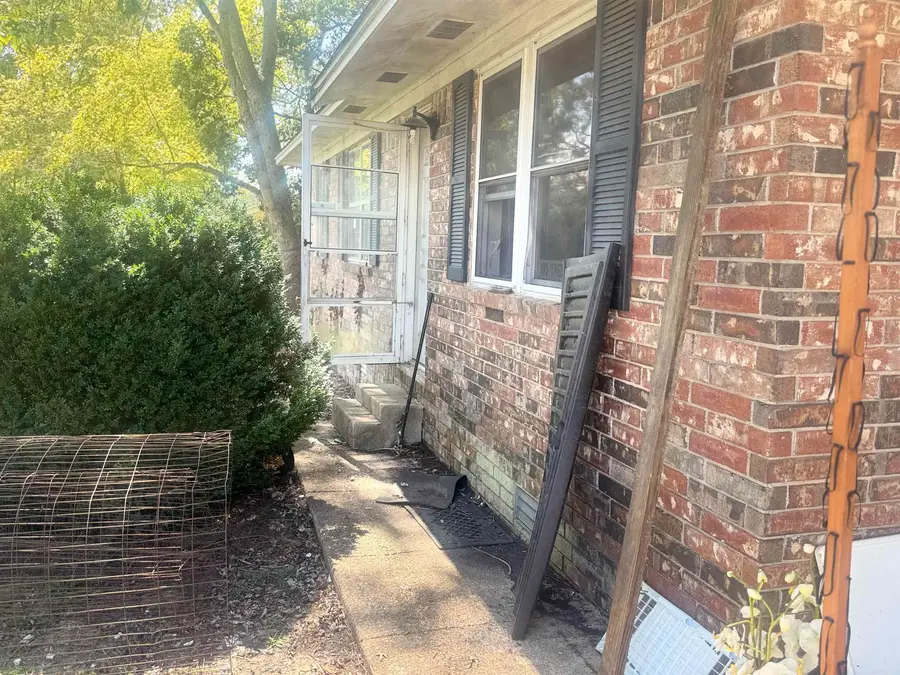 304 S Holly Street, Beebe, AR 72012 - #3