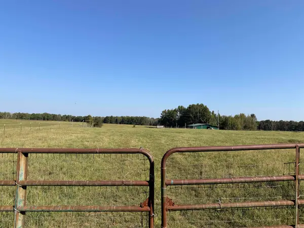 Address Withheld By Seller, Clinton, AR 72031
