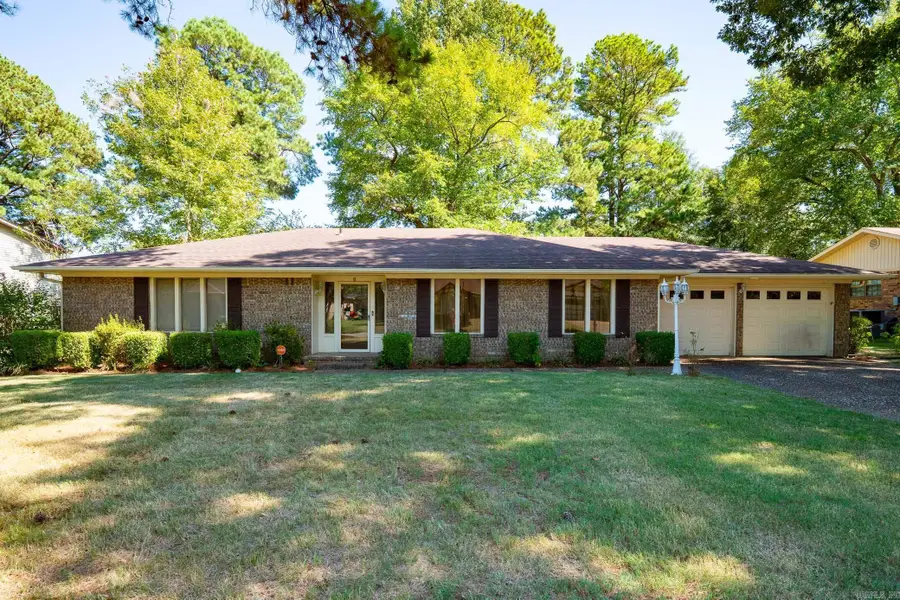 6 Club Road, Jacksonville, AR 72076 - #2