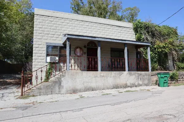 131 Walnut Street, Calico Rock, AR 72519