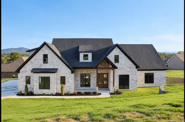 280 Chinook Drive, Hot Springs, AR 71913