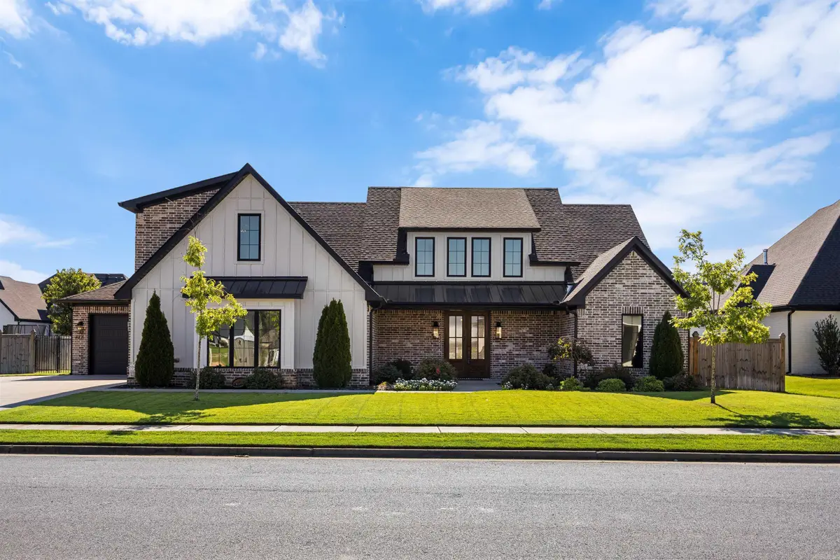 7321 Lake Point Circle, Benton, AR 72019 - #1