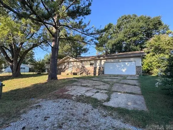 37 Spring Lake Drive, Mountain Home, AR 72653