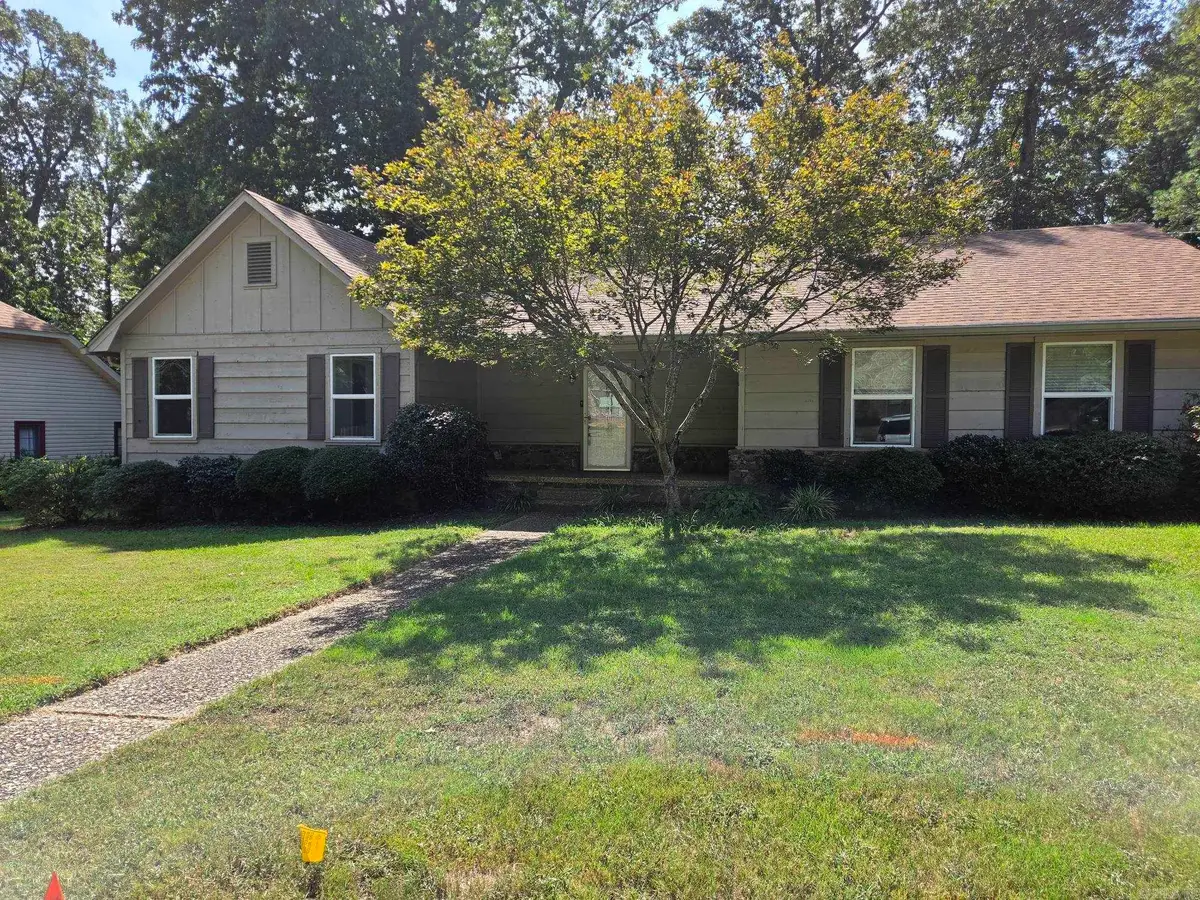 2201 S Fox Trl, Benton, AR 72019 - #1
