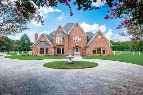 17 Westin Drive, Conway, AR 72034