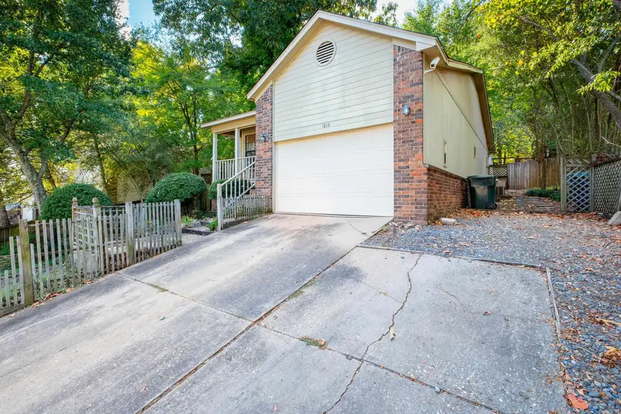 1814 Calgary Trail, Little Rock, AR 72211 - #2