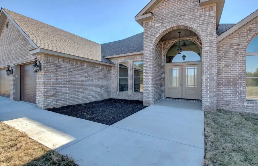 520 Corondelet Lane, Maumelle, AR 72113 - #2