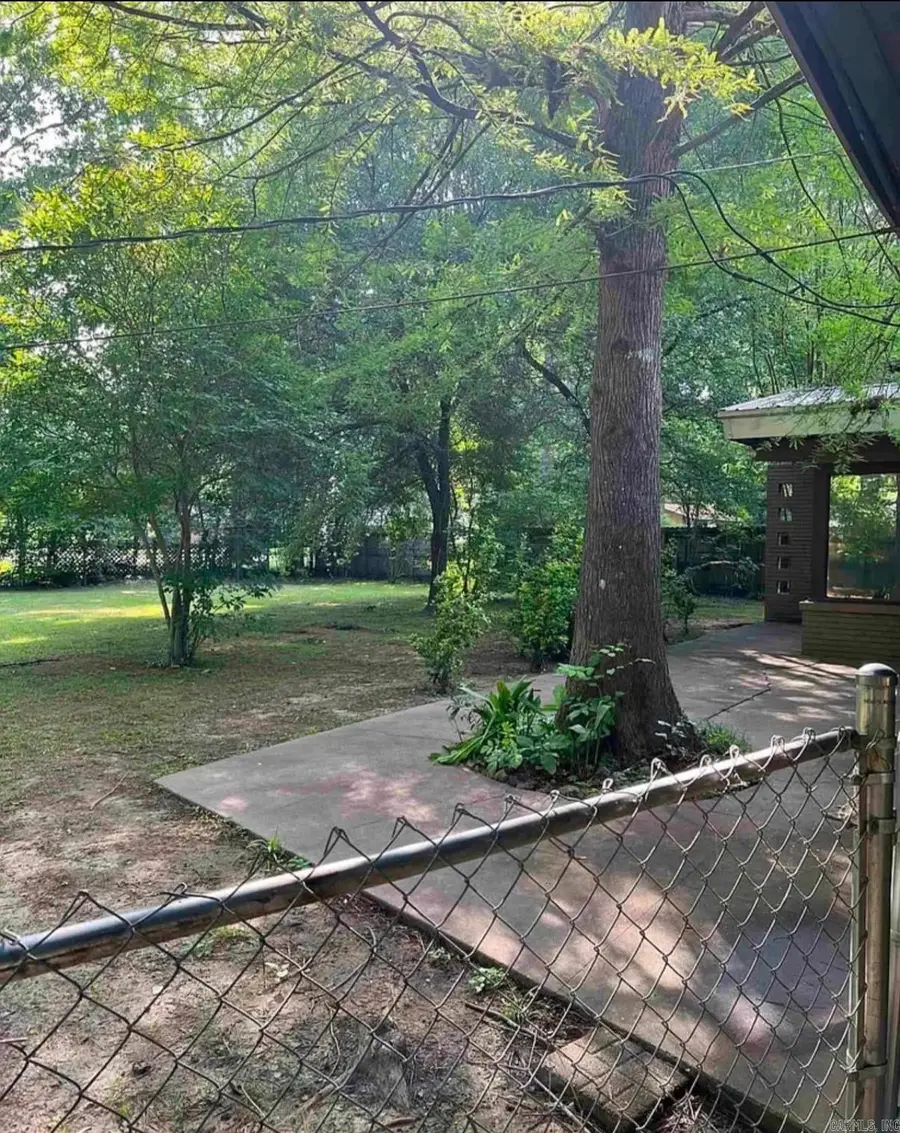 1006 Camp Road, Crossett, AR 71635 - #3