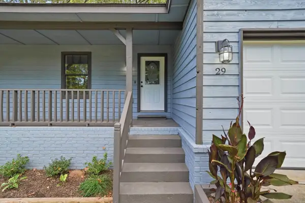 29 High Timber Dr, Maumelle, AR 72113