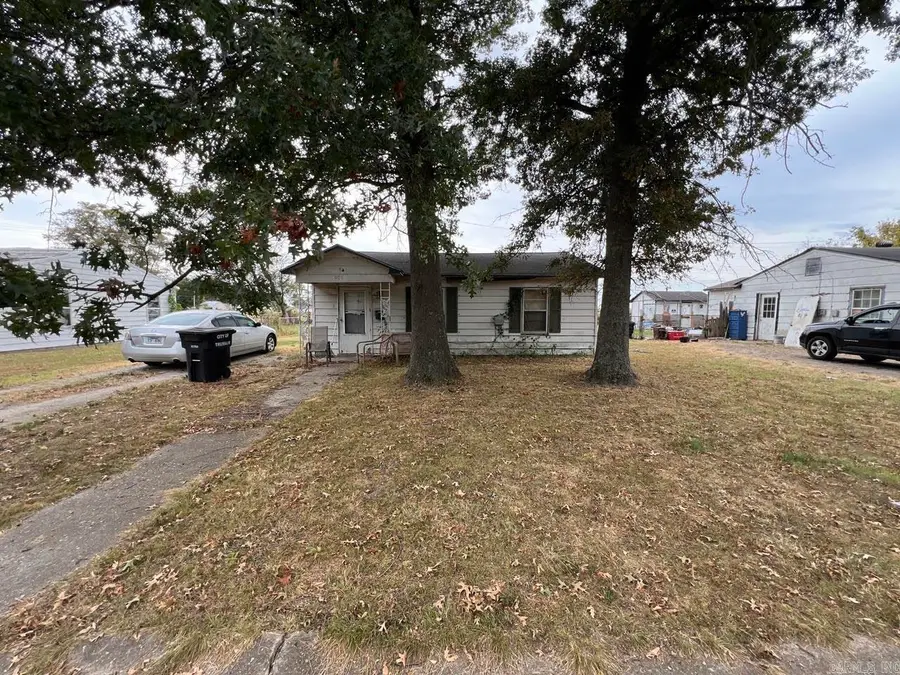 901 Mulberry Drive, Trumann, AR 72472 - #2