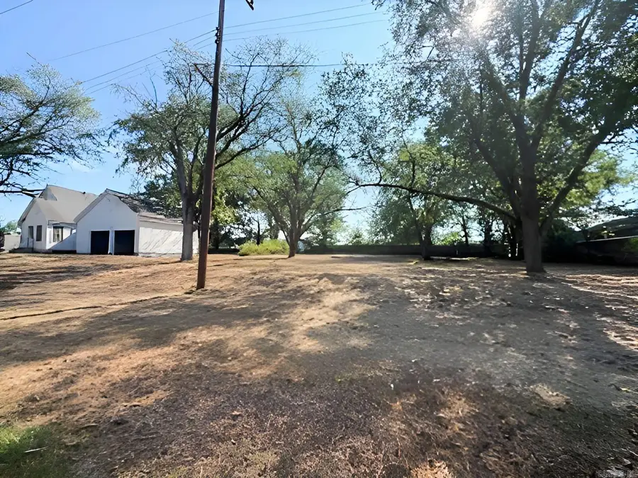 131 W 1st Street, Junction City, AR 71749 - #2