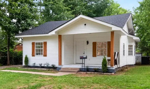 356 Ash St, Conway, AR 72034