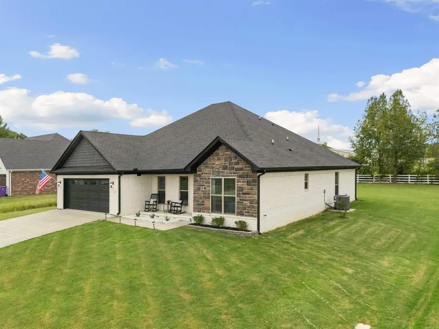 34 Thoroughbred Drive, Vilonia, AR 72173 - #2