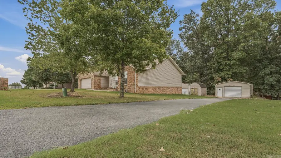 2102 Dana Marie Street, Paragould, AR 72450 - #2