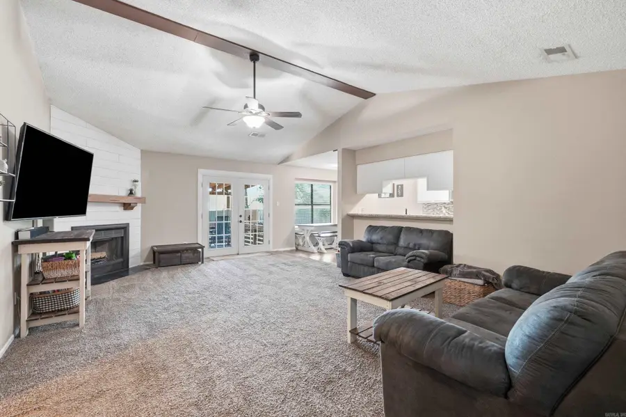301 Zachary Cove, Bryant, AR 72022 - #2