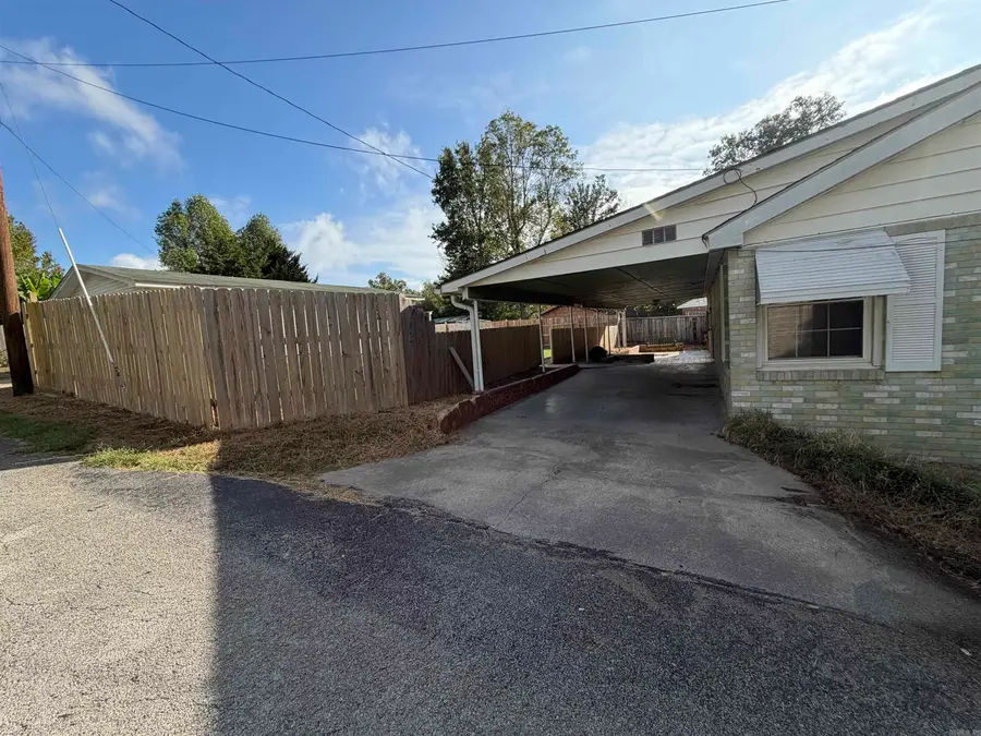 939 W Court Street, Piggott, AR 72454 - #3