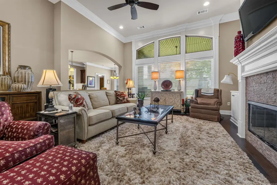 3233 Falling Water Rd, Sherwood, AR 72120 - #3