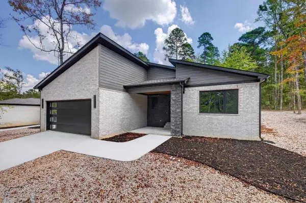 38 Estrella Way, Hot Springs Village, AR 71909