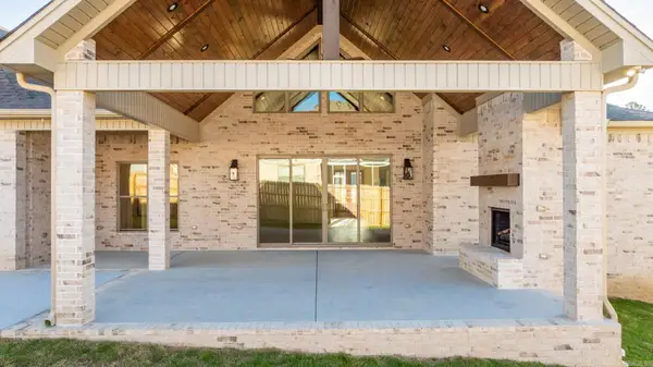 1665 Nantucket Drive, Conway, AR 72034
