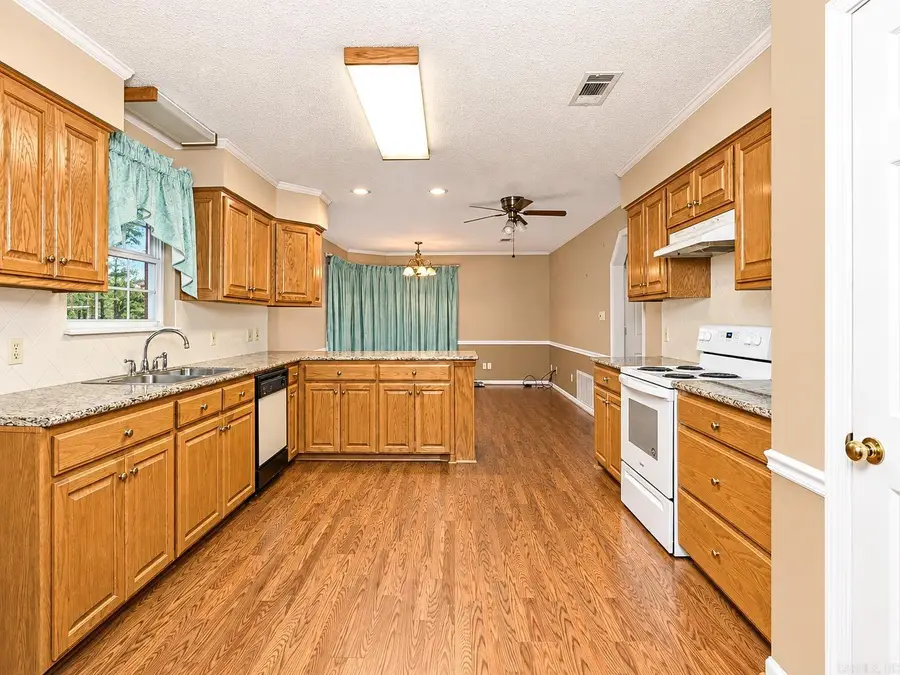 11028 Lee Springs Road, Pine Bluff, AR 71603 - #2