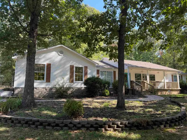 138 Summer Oaks Boulevard, Bismarck, AR 71929