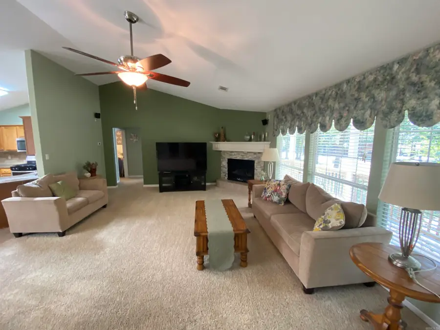 138 Summer Oaks Boulevard, Bismarck, AR 71929 - #2