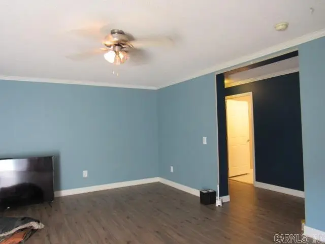 711 England Avenue, England, AR 72046 - #2