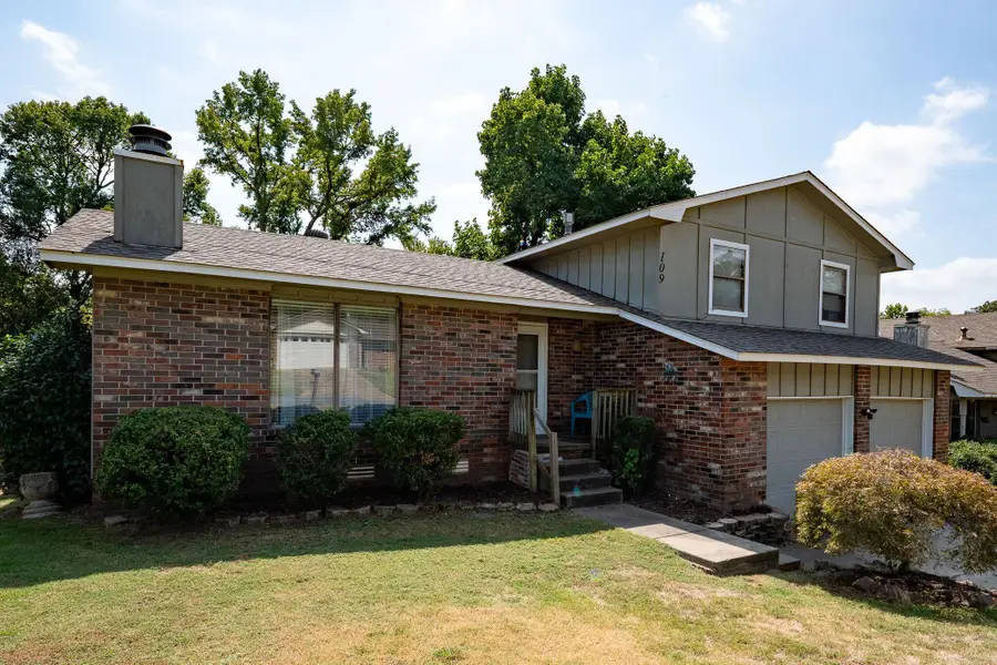 109 Robin Glen Drives, Sherwood, AR 72120 - #3