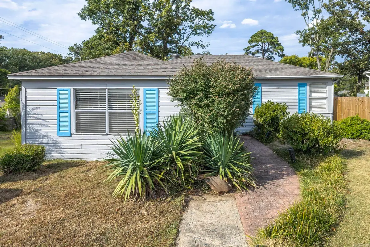 6720 Rockwood Rd, Little Rock, AR 72207 - #1