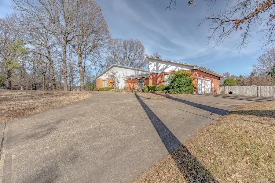 2806 Harrisburg Rd, Jonesboro, AR 72401 - #3