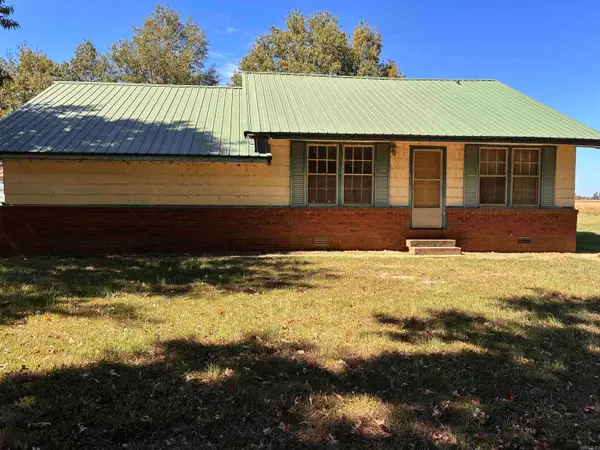 1519 County Rd 359, Piggott, AR 72454
