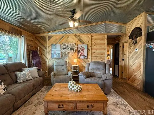 112 Dawn St., Cave City, AR 72521 - #2