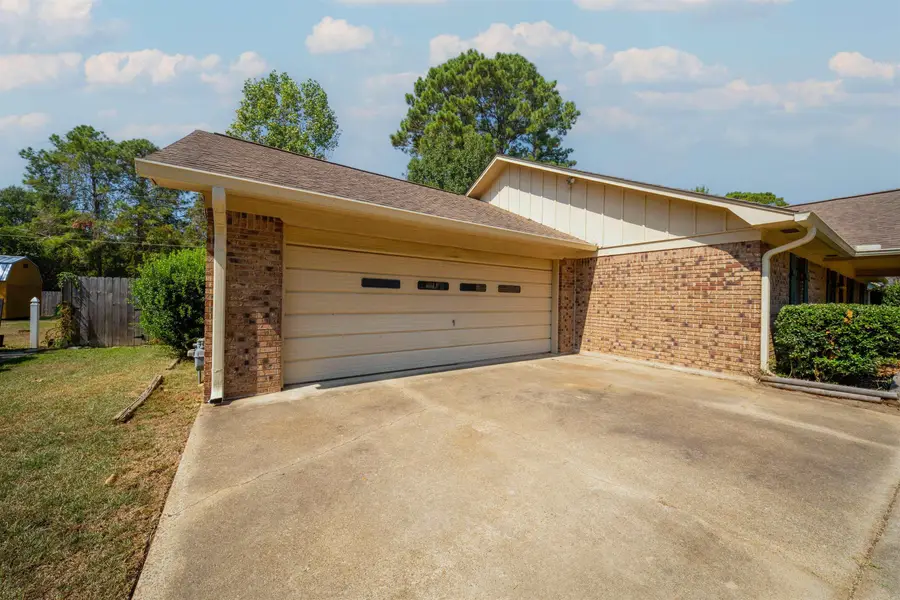 1174 Fabre Circle, Camden, AR 71701 - #3