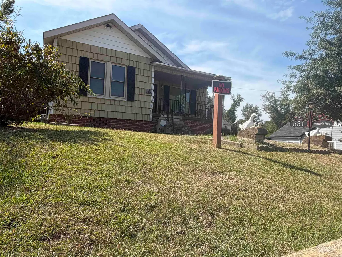 531 Maple St, Camden, AR 71701 - #1