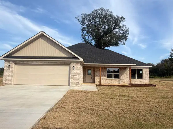 1088 Duke Drive, Bauxite, AR 72011
