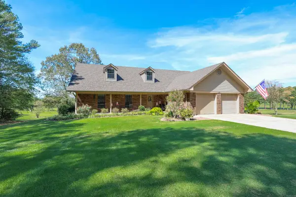 65 Golf Course Road, Glenwood, AR 71943