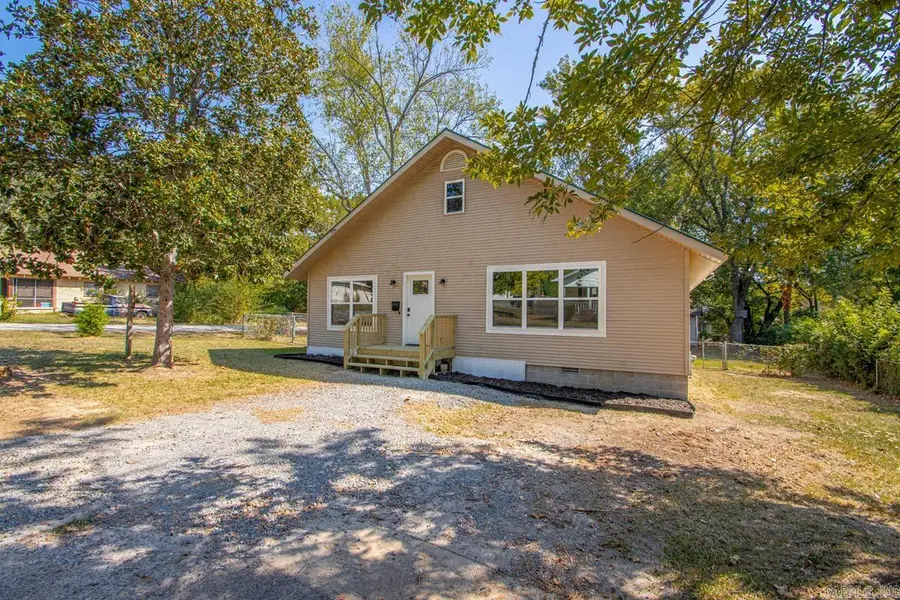 504 Neely St, Benton, AR 72015 - #3