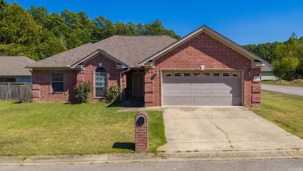 7004 Belmont Cove, Bauxite, AR 72011