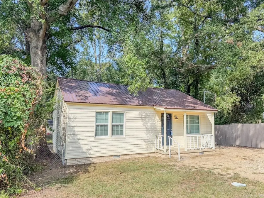 1512 Mchenry Street, Malvern, AR 72104 - #2