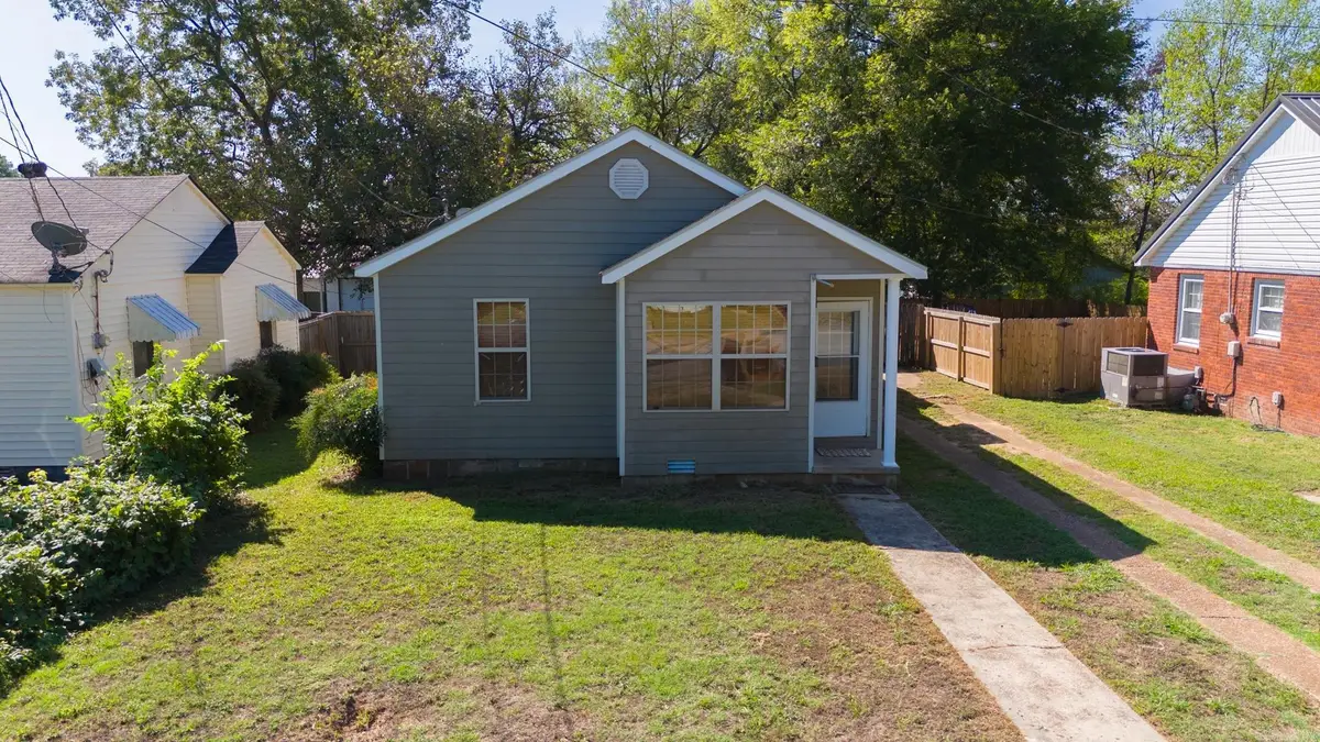 2060 E College, Batesville, AR 72501 - #1