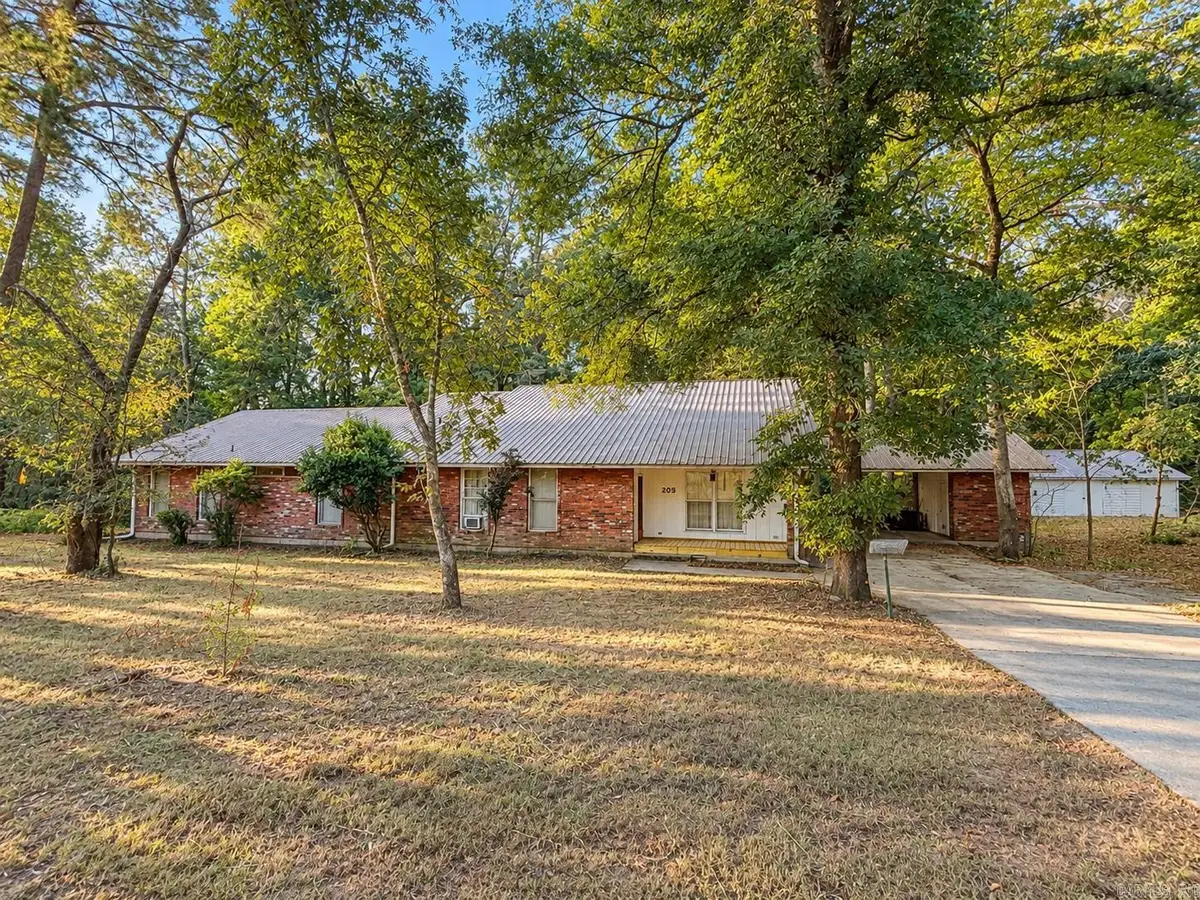 205 W Seventh, Sheridan, AR 72150 - #1