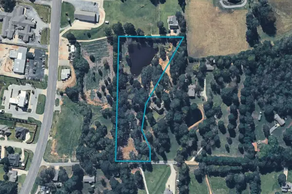 2906 Porter Road, Paragould, AR 72450