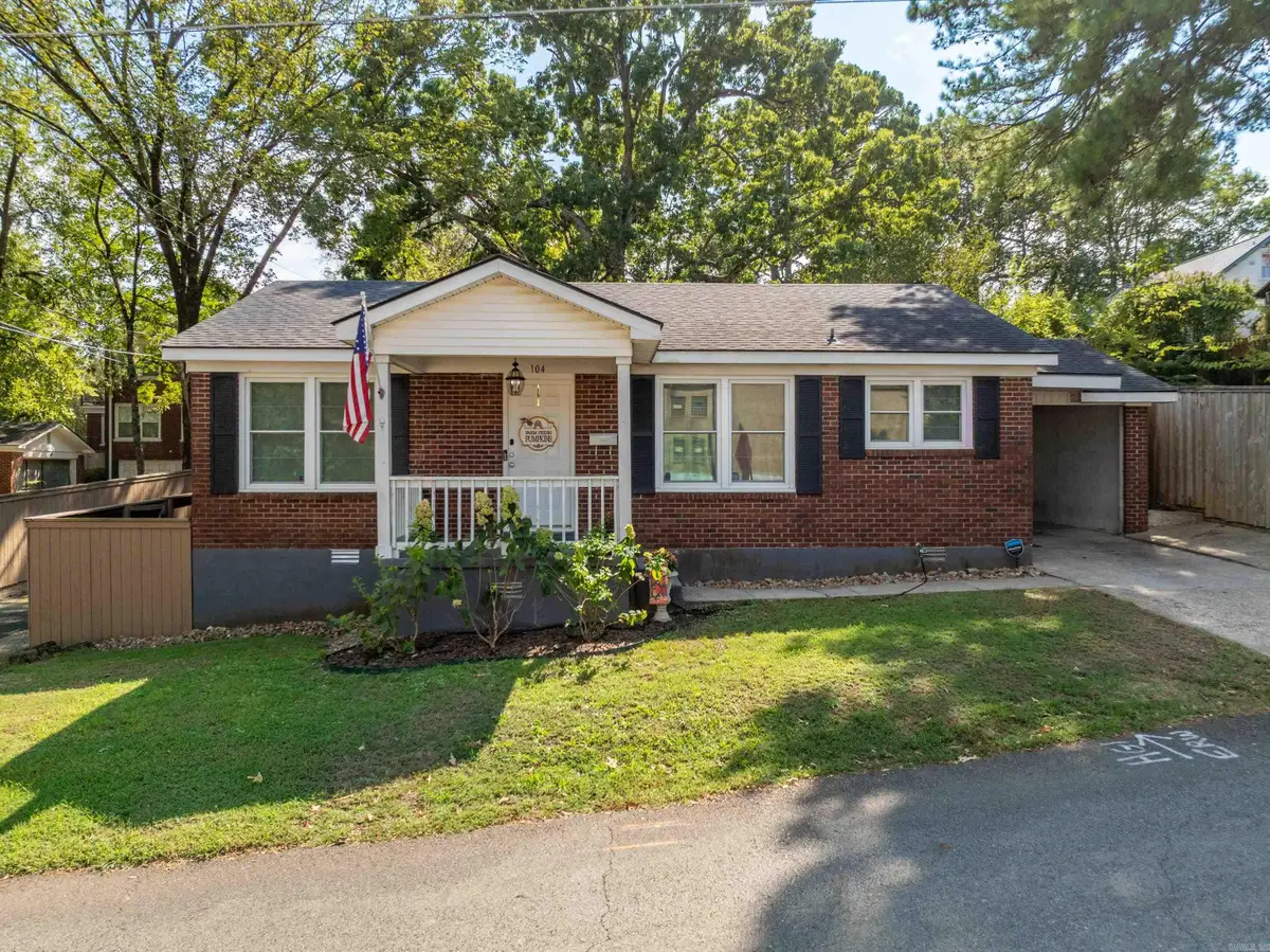 104 E St. Louis Street, Hot Springs, AR 71901 - #1