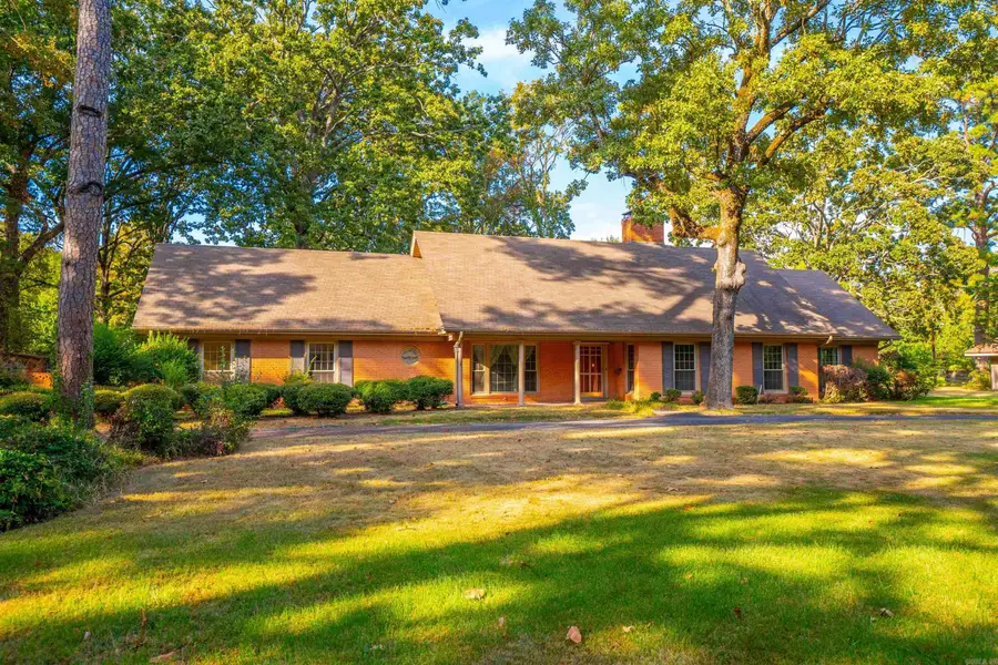 8 Southern Pines Drive, Pine Bluff, AR 71603 - #2