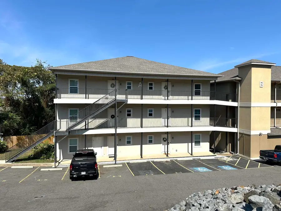 117 Lookout Pt Point, Hot Springs, AR 71913 - #2