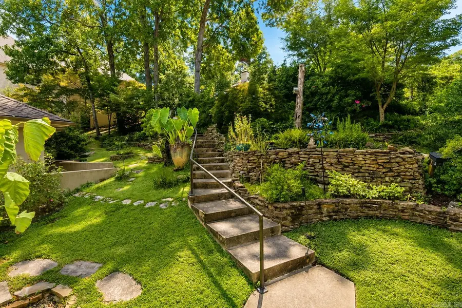 15 Ridgeview Court, Little Rock, AR 72227 - #3